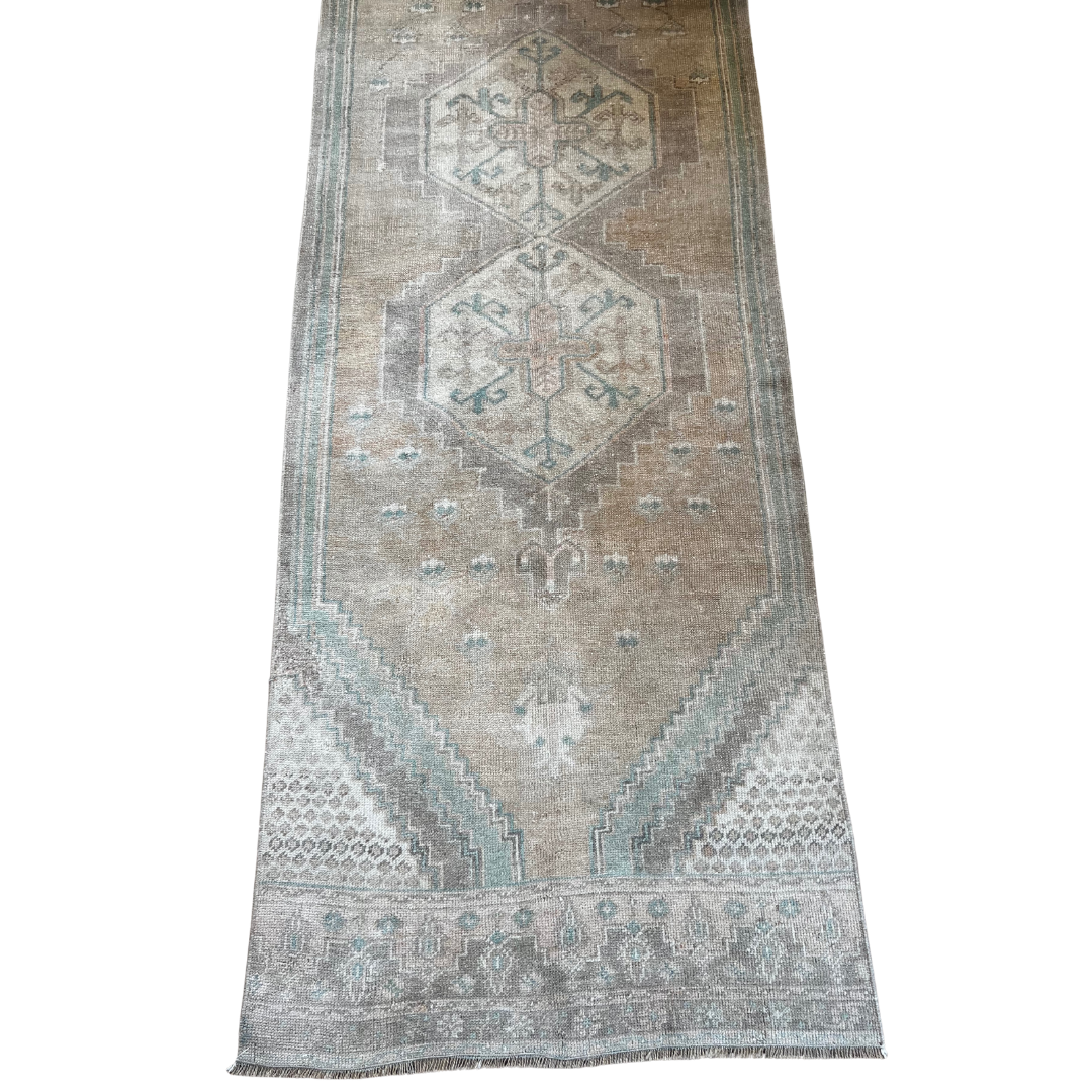 Polly Vintage Runner
