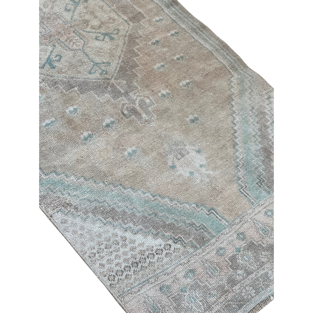Polly Vintage Runner