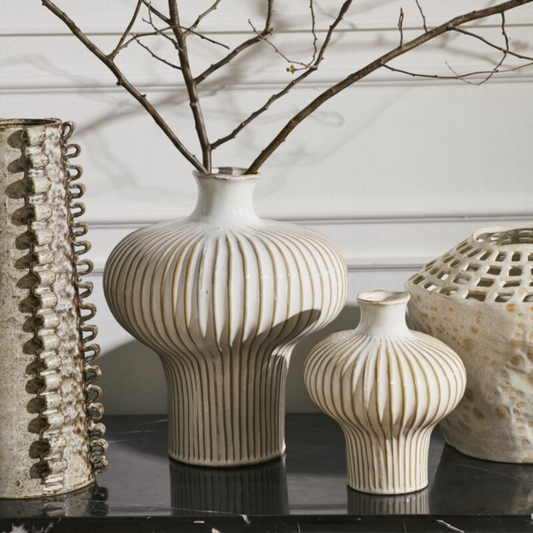 Akita Vase Collection