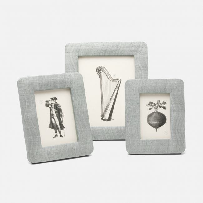 Halle Frame Collection
