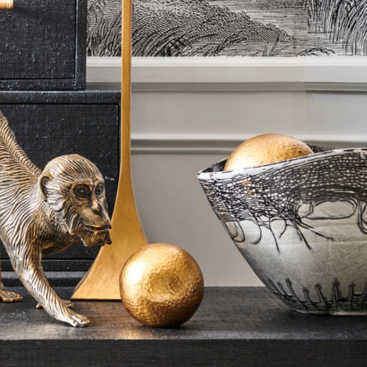 Aaron Black Oval Centerpiece