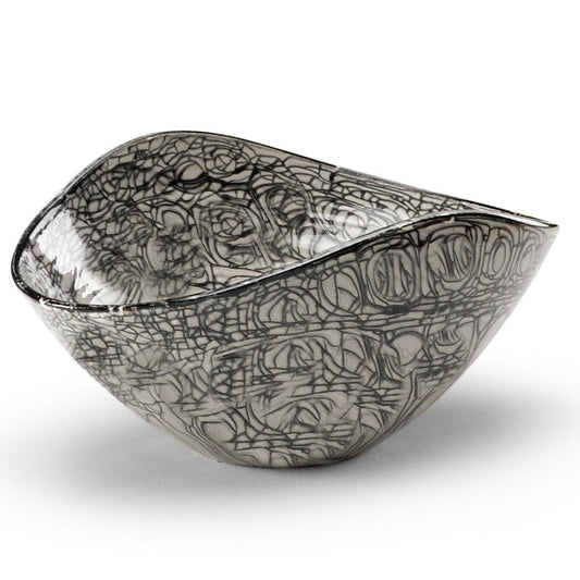 Aaron Black Oval Centerpiece