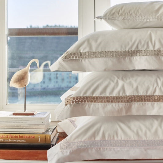 Bovi Magnolia Collection