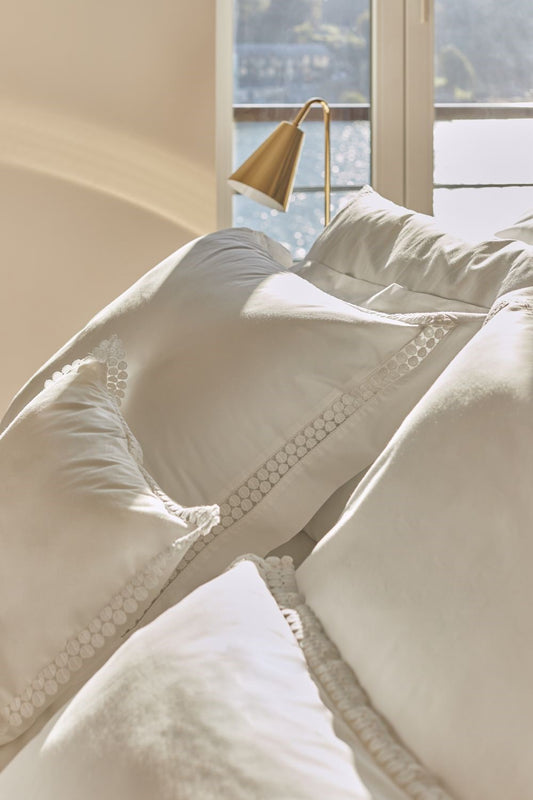 Bovi Magnolia Collection