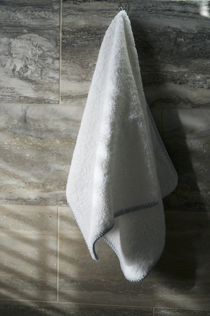 Matouk Whipstitch Collection