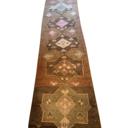 Charlotte Vintage Runner