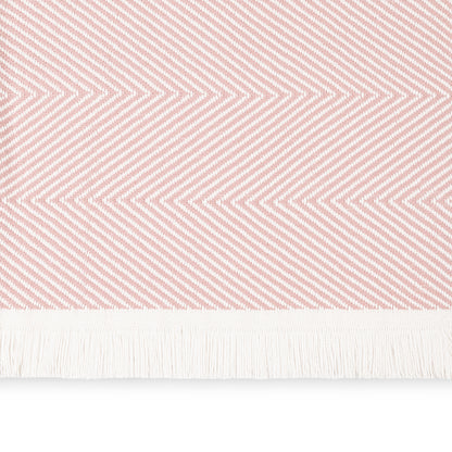 Matouk Leo Throw Collection