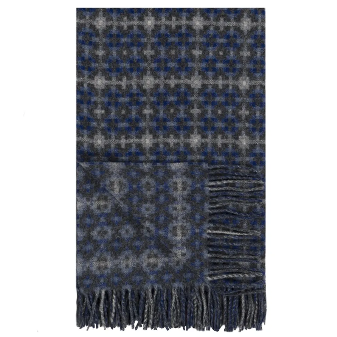 Pembroke Merino Wool Throw Collection