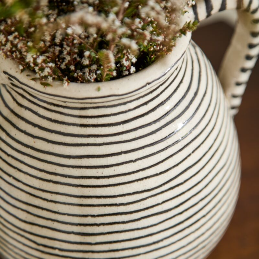 Lines Vase