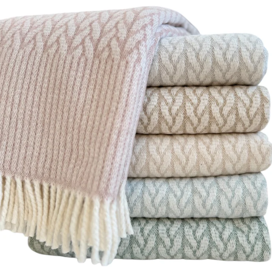 Classic Cable Throw Collection