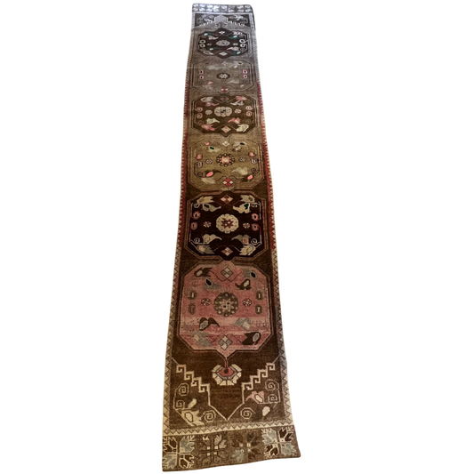 Mackenzie Vintage Runner