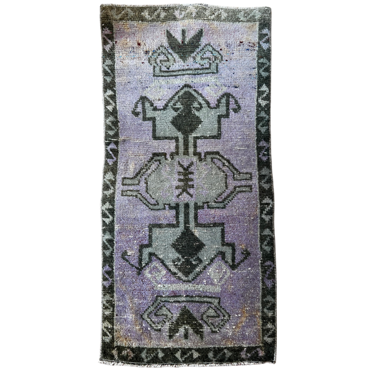 Violet Mini Vintage Rug