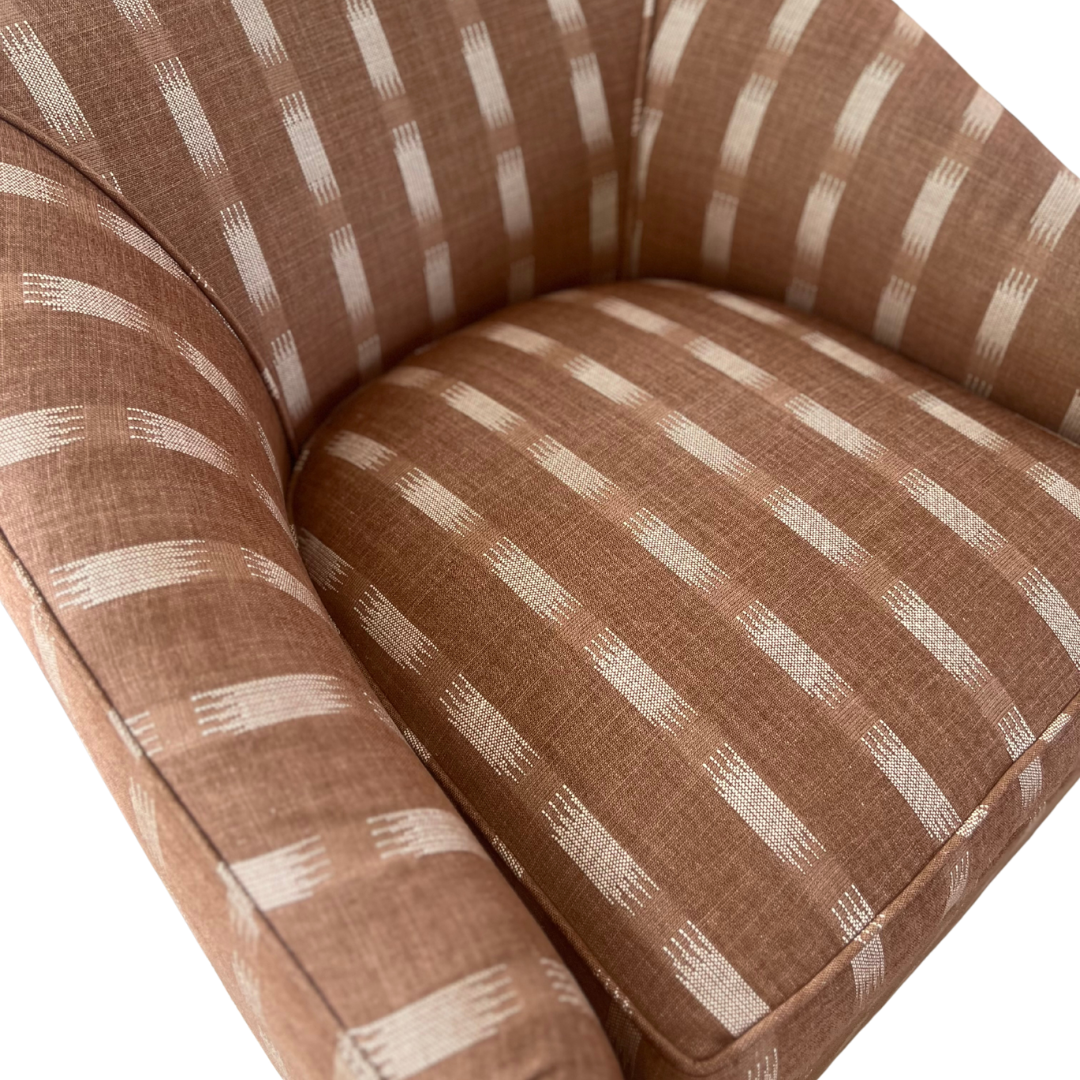 Shiloh Four Canyon Swivel Chair