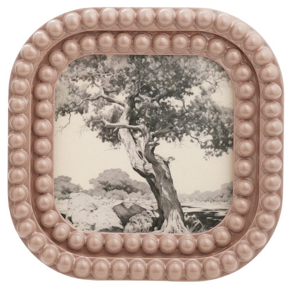 Dallie Dot Frame Collection