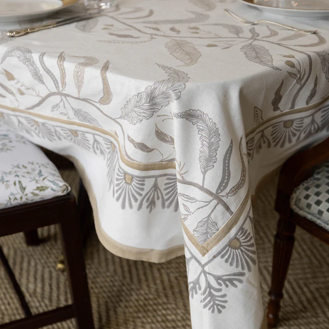 Tuileries Tablecloth Collection