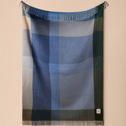 Recycled Wool 2.0 Throw Collection