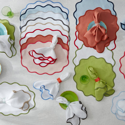 Matouk Scallop Edge Tabletop Collection
