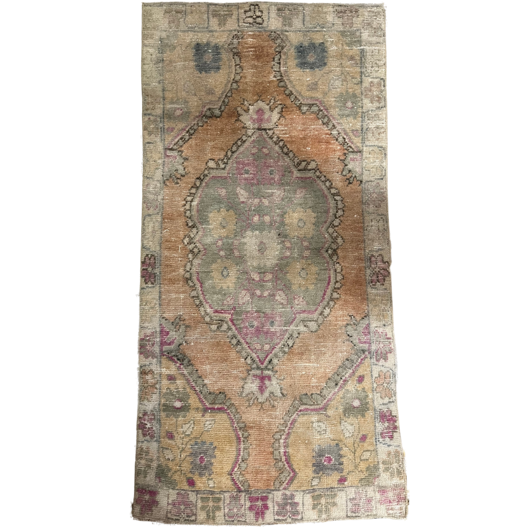 New England Vintage Turkish Rug