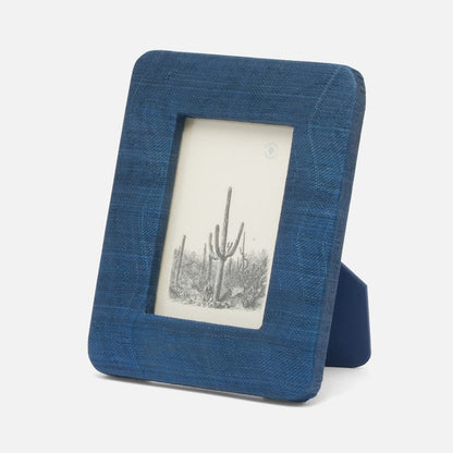 Halle Frame Collection