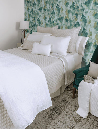 Bovi Hudson Linen Collection
